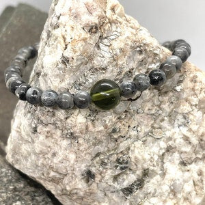 Genuine Moldavite and 4mm Black Labradorite Beaded Bracelet