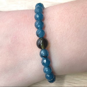 Genuine Moldavite and 6mm Round Faceted Blue Apatite Beaded Bracelet- Gemstone Bracelet - Chakra Healing - Life Change - Growth