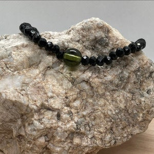 Genuine Moldavite and Faceted Black Agate Beaded Bracelet