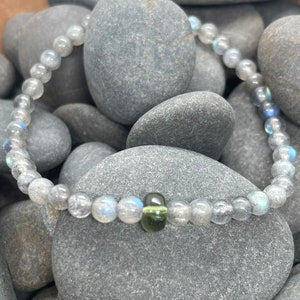 Genuine Moldavite and AA 4mm Labradorite Beaded Bracelet